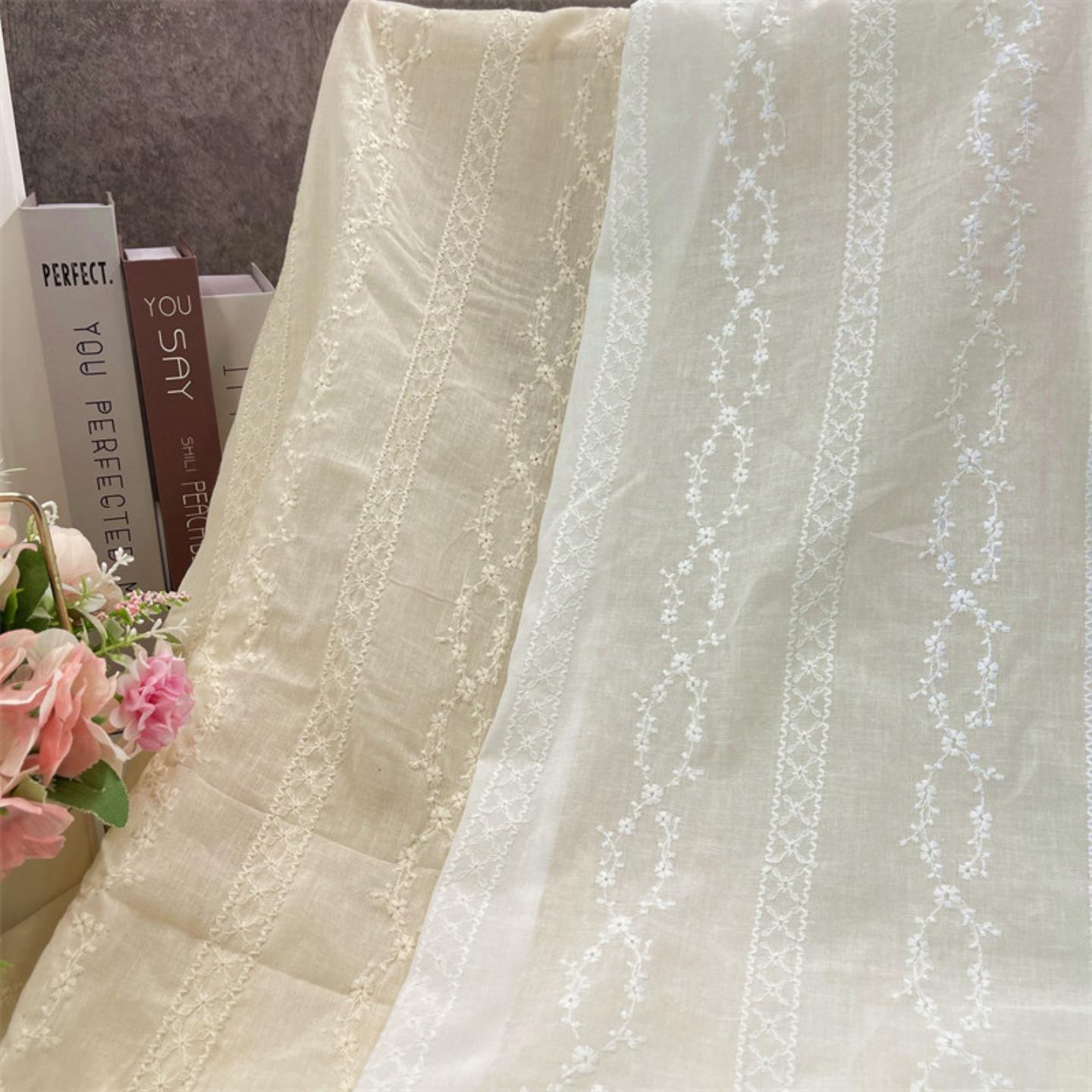全棉蕾丝刺绣布料棉布绣花服装