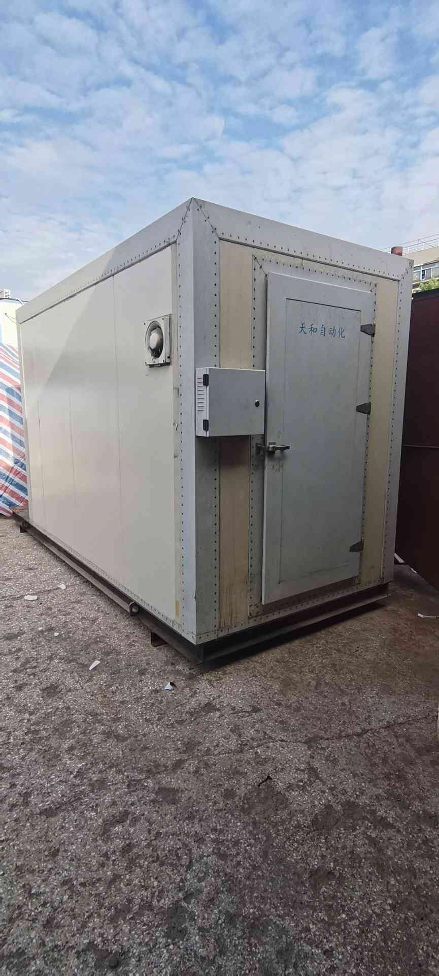 详询客服移动保鲜小冷库房一台冷库长3.5米宽1.8米高2.3米,自重