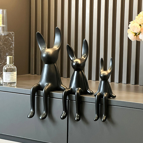 小众创意坐姿长耳兔摆件高级感
