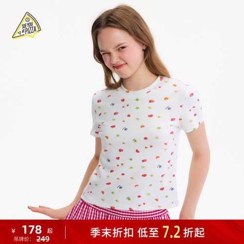 水果印花 T 恤 活泼俏皮有型