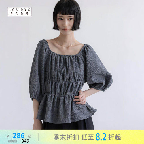 褶皱泡泡袖上衣 温柔文艺显气质