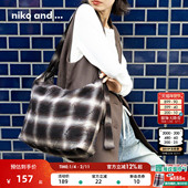 ...挎包女2025新款 niko and 格纹做旧可调节大容量斜挎包592105