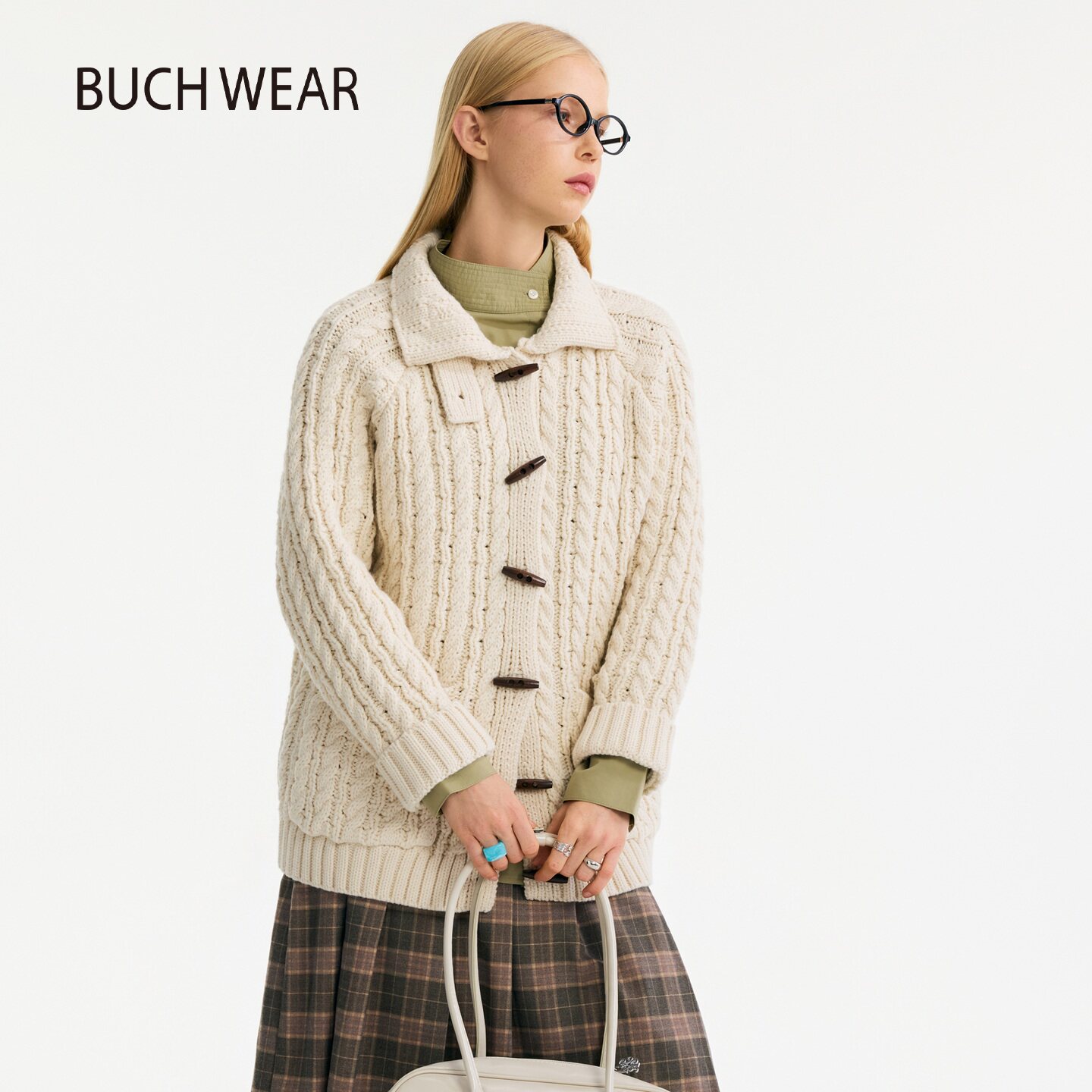BUCH WEAR外套女2025冬季新款文艺麻花可爱牛角扣毛衣外套613895