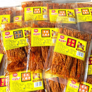 无里村豆皮湖南平江特产辣片8090后网红麻辣片手撕辣条童年零食品