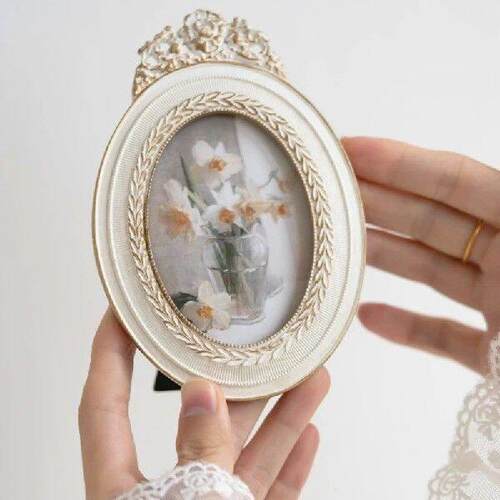 French Resin Photo Frame Desktop Vintage Ornament Golden