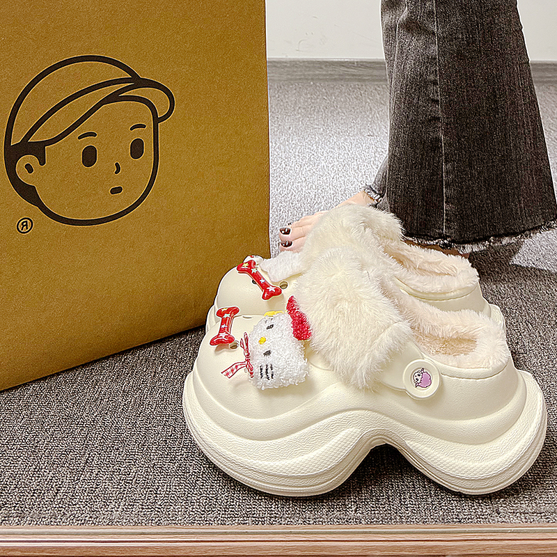 网红可爱毛绒爱心两穿洞洞鞋女外穿秋冬季新款厚底防滑包头棉拖鞋