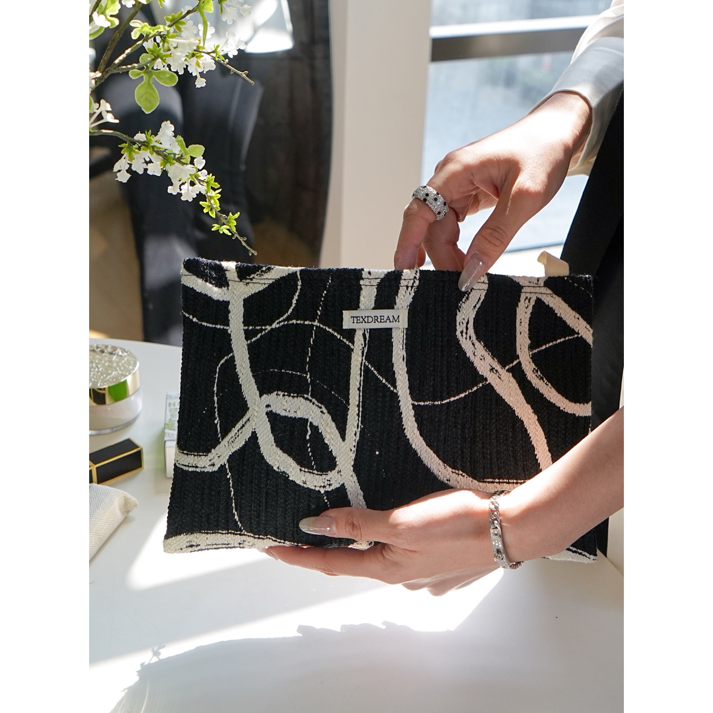 Texdream态度黑色布艺纸巾盒客厅茶几抽纸盒家用收纳袋化妆品收纳