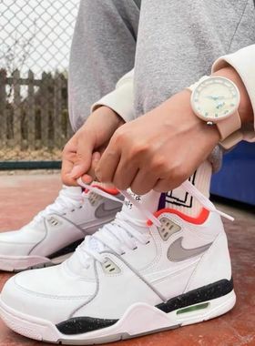 NIKE/耐克男子 AIR FLIGHT 89运动中帮篮球复古休闲鞋CW2616-101