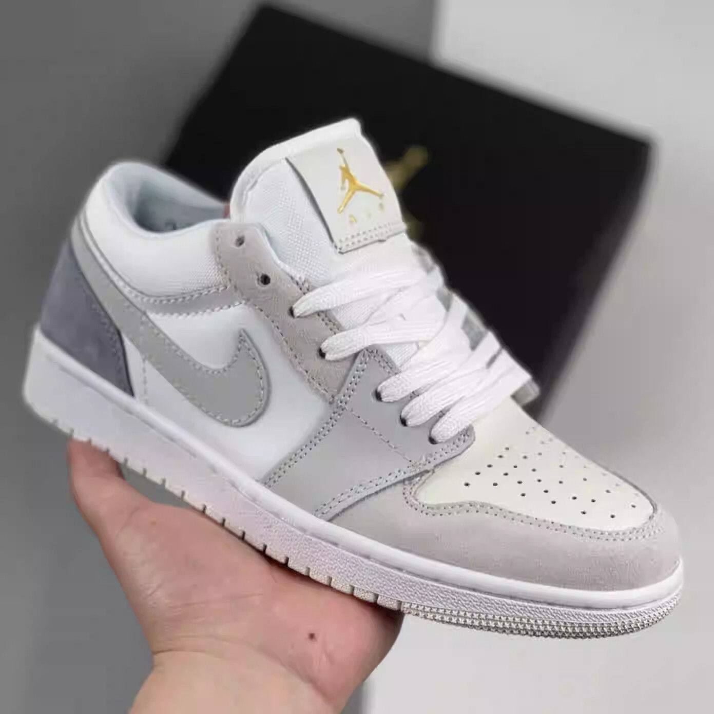 耐克/Nike Air Jordan 1 Low AJ1白灰蓝低帮复古篮球鞋CV3043-100