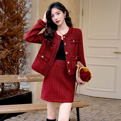 红色系穿搭一整套显瘦小香风套装