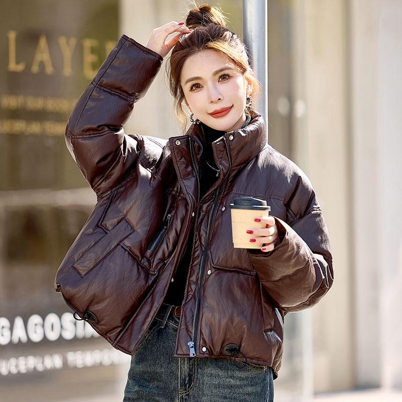 pu皮面免洗蛋白皮羽绒服女