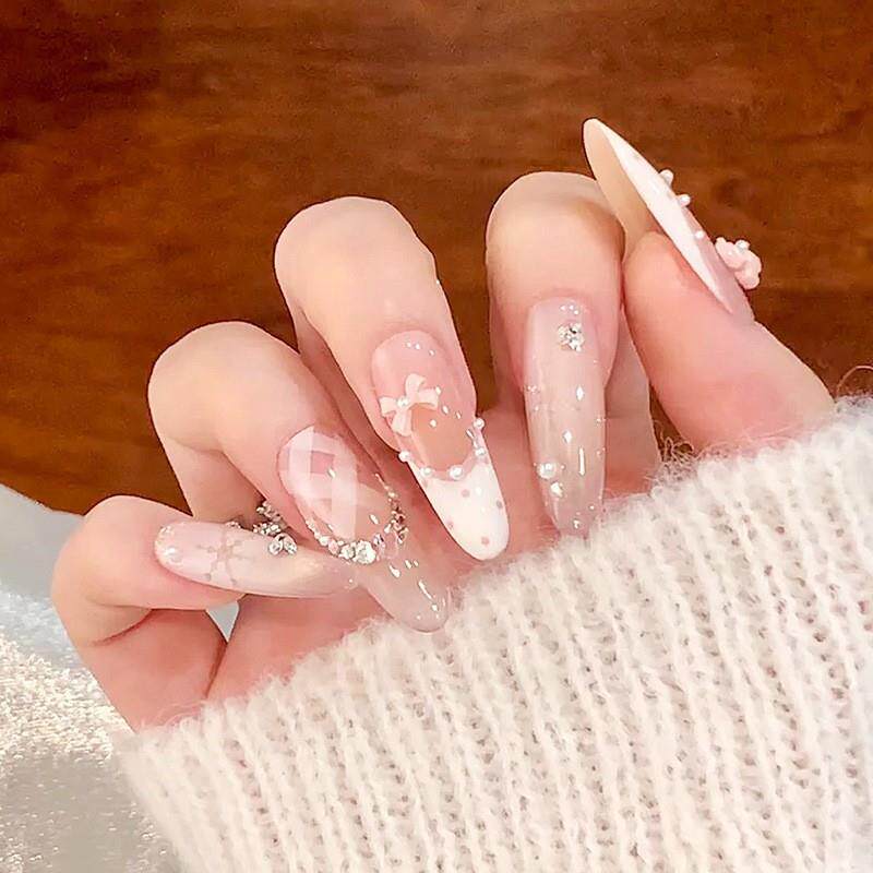 10片装ins风穿戴甲粉白格纹蝴蝶结美甲甲片高级光疗显白指甲贴片