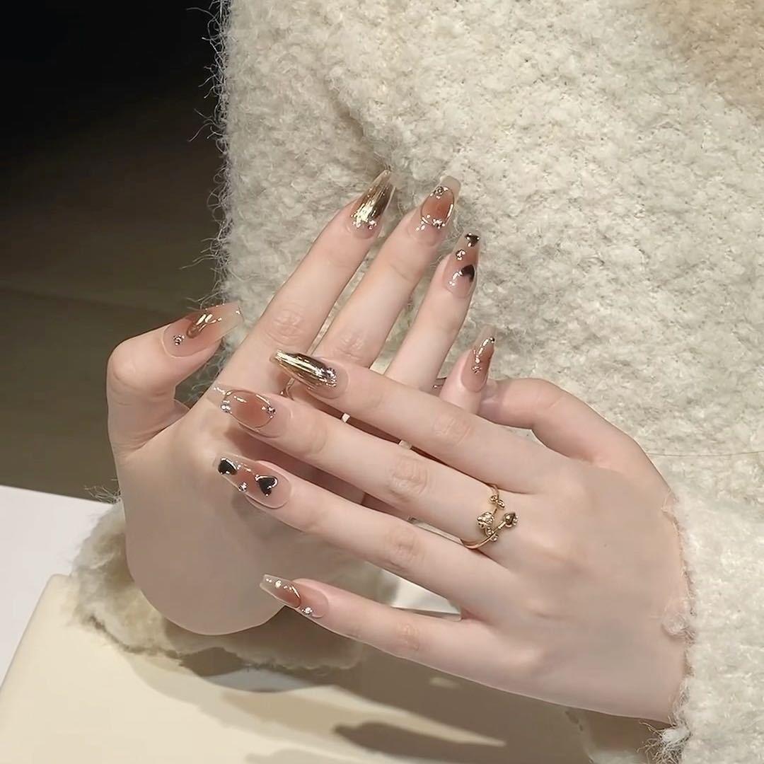 纯手工光疗美甲爱心美拉德穿戴甲成品重复使用美甲贴片可拆卸