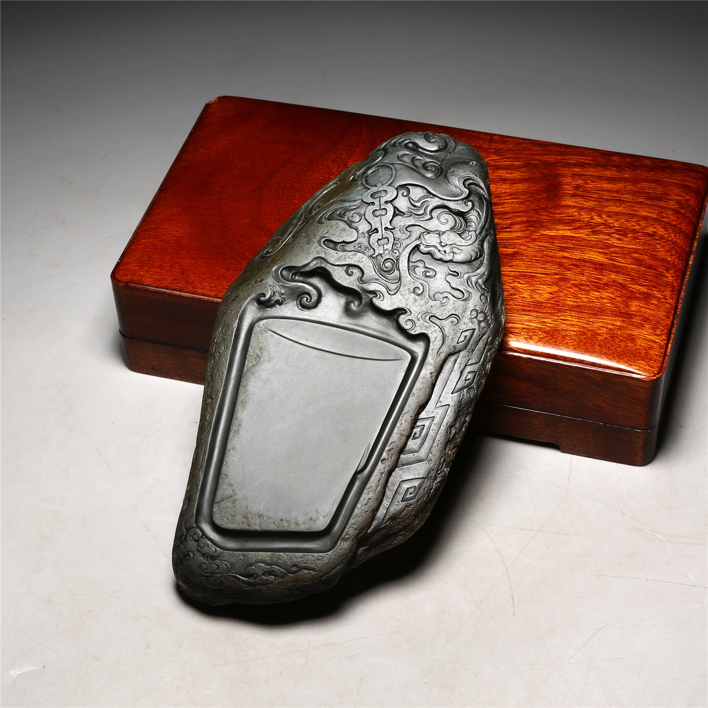 一物一拍匠心非遗大师砚 螭龙守墨 高档老坑原石砚台 珍藏品手工砚老坑原石歙砚精品品高档原石歙砚文房端砚