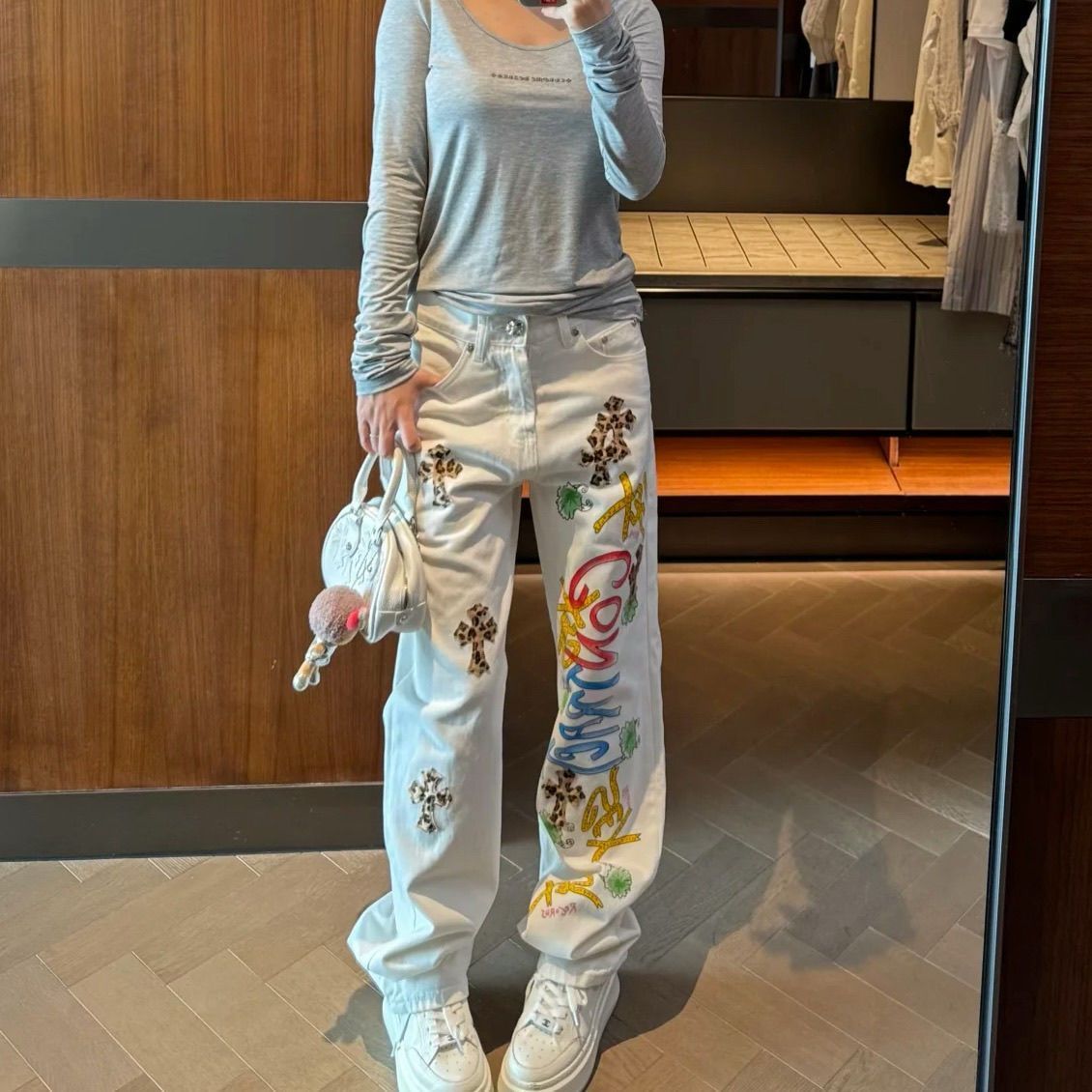 克罗Ch涂鸦印花直筒显瘦牛仔裤伈