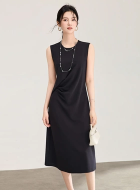 品牌女装时尚侧边褶皱弹力修身无袖连衣裙2026夏季简约气质中长裙