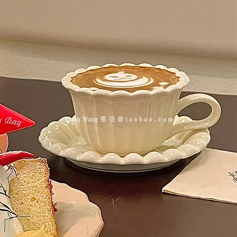 高颜值奶油色陶瓷咖啡杯碟