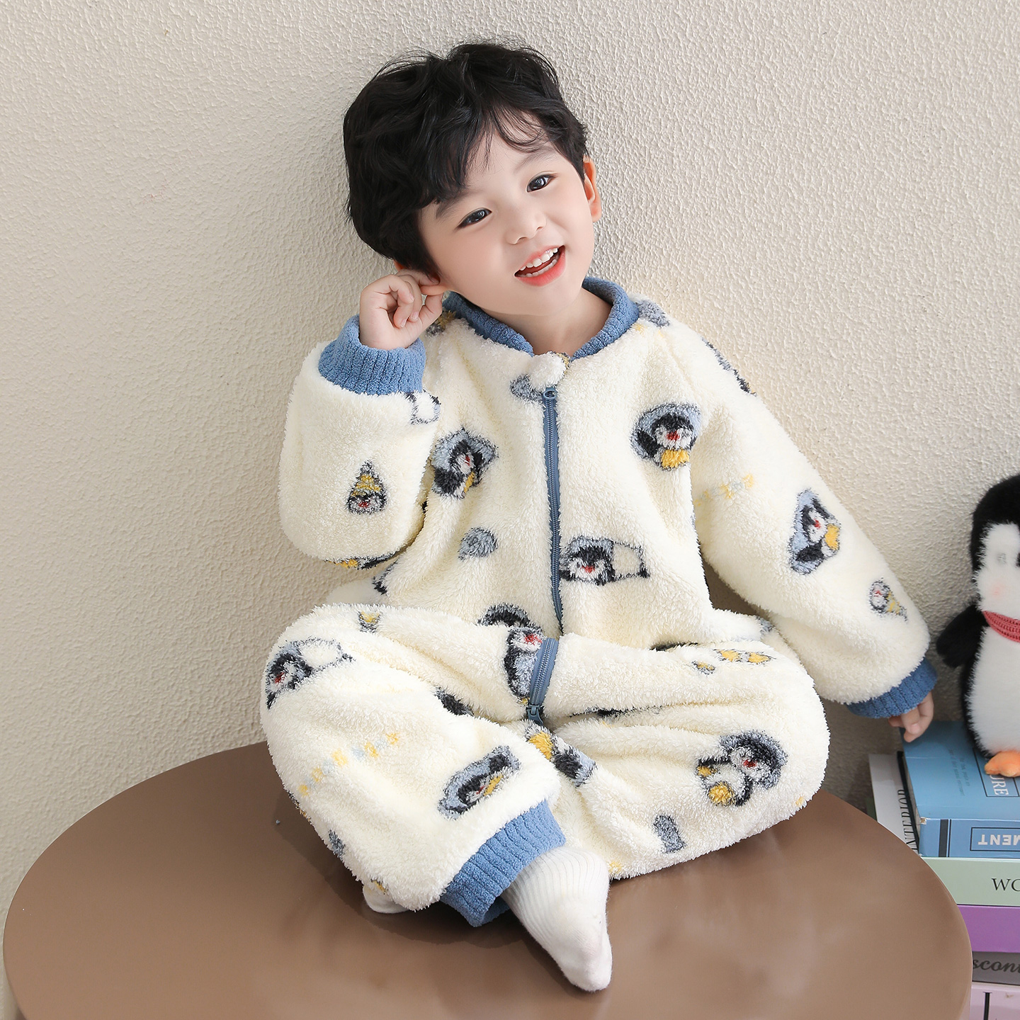 儿童珊瑚绒连体睡衣秋冬款