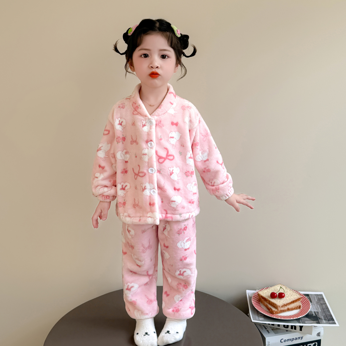 儿童法兰绒睡衣女童秋冬款