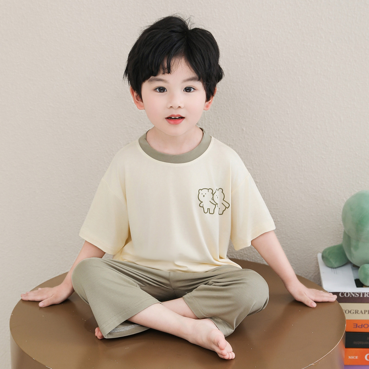 男童夏季莫代尔空调睡衣套装图片