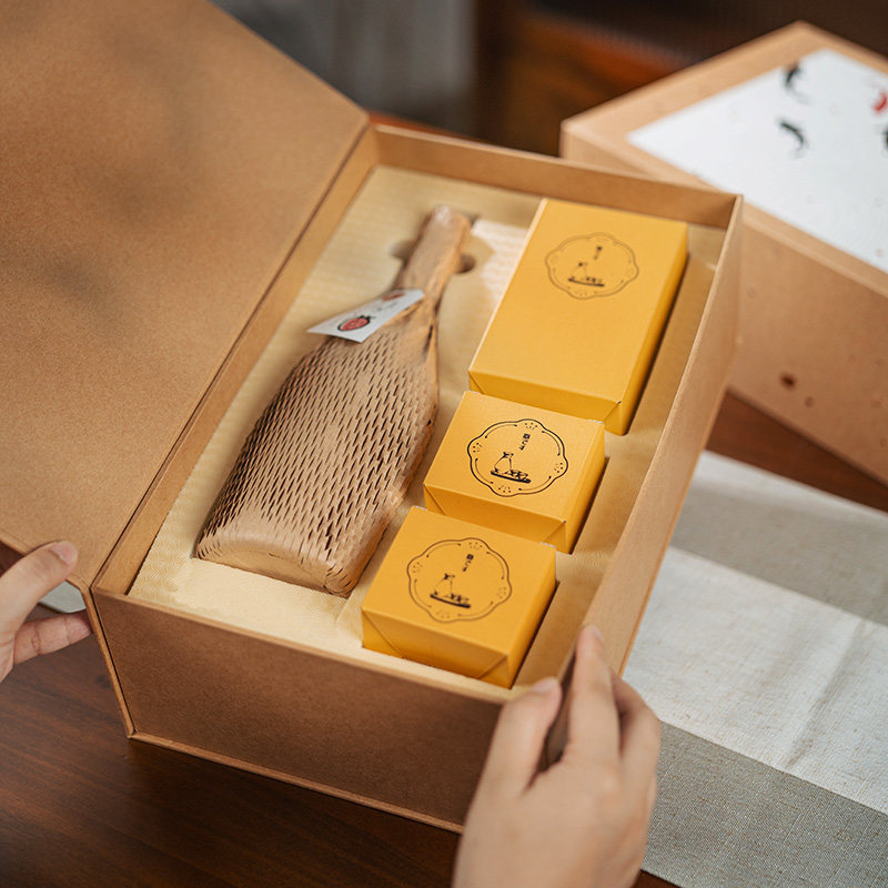 日本草莓酒礼盒套装女生低度微醺甜酒生日礼物酒年货春节送礼