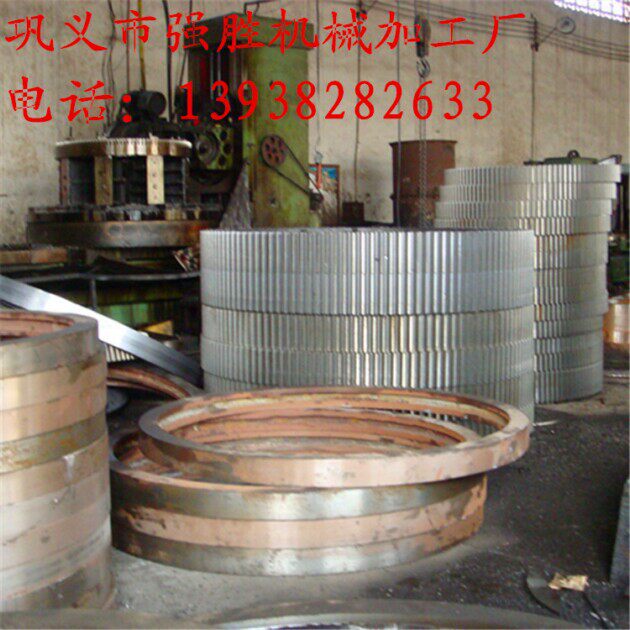 2.7米球磨机分体铸钢大齿轮