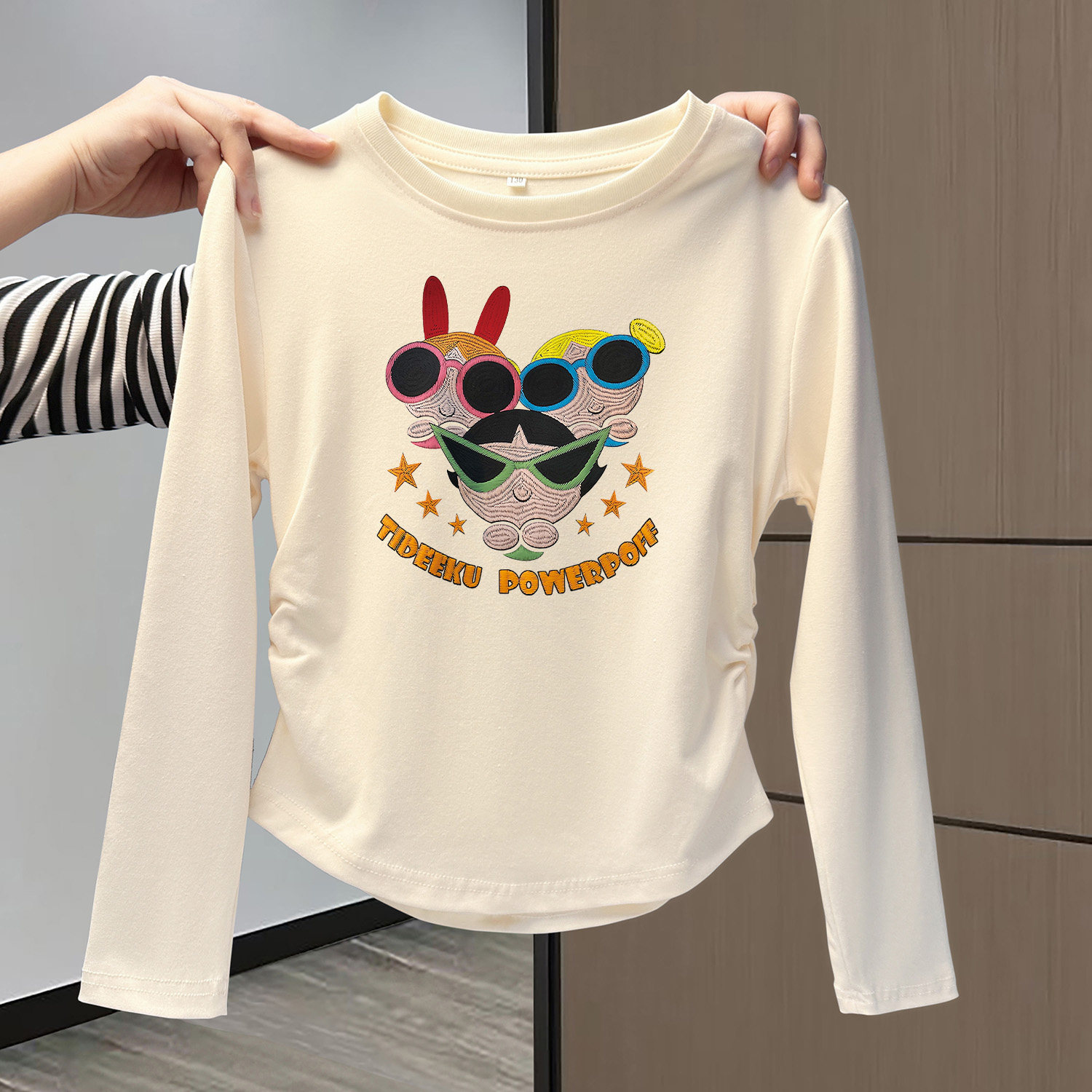 女童t恤长袖纯棉薄款大童春秋2026新款春装儿童修身短款印花上衣