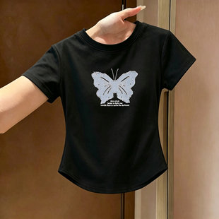 女童黑色t恤短袖夏装2026新款儿童蝴蝶结印花短款设计感修身上衣
