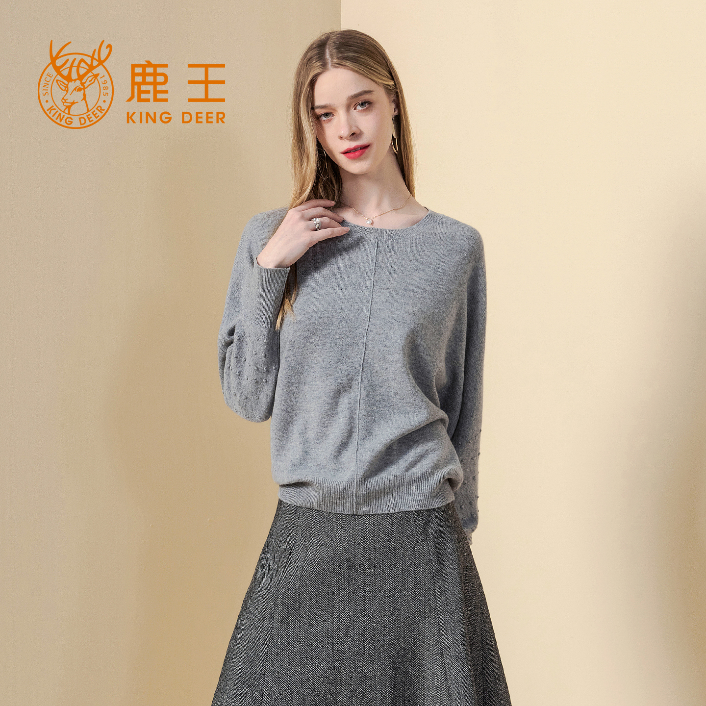 鹿王羊绒衫女士蝙蝠袖冬季新款