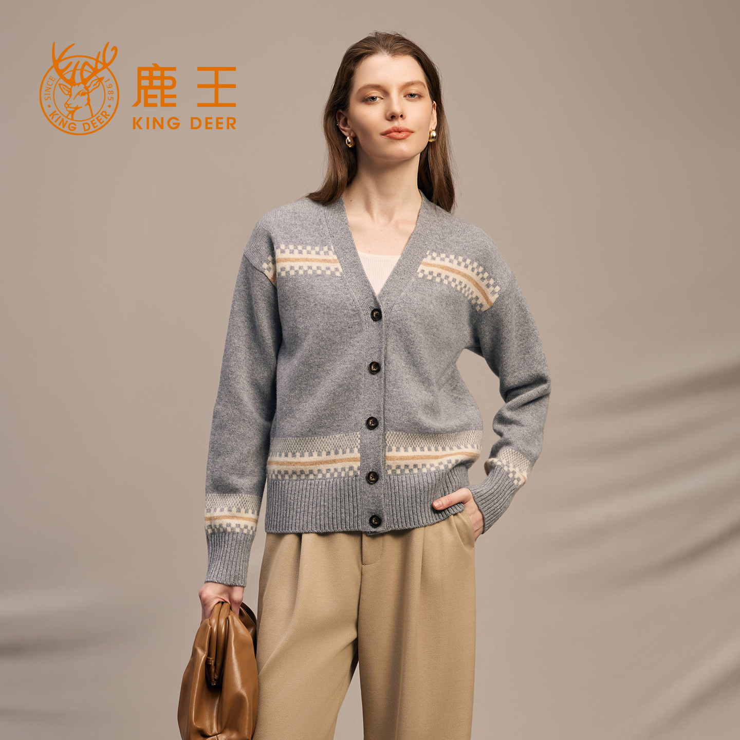 鹿王100%山羊绒衫开衫V领针织衫