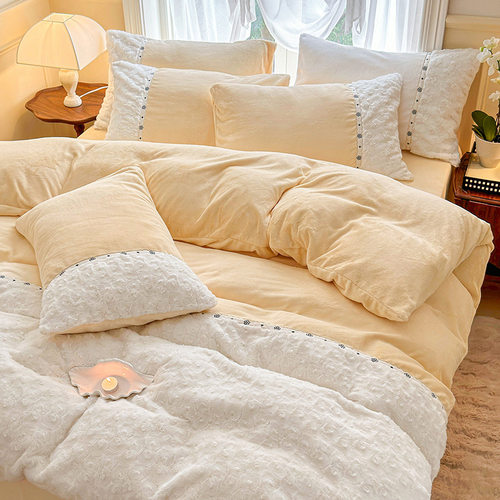 新款轻奢风刺绣獭兔绒四件套秋冬