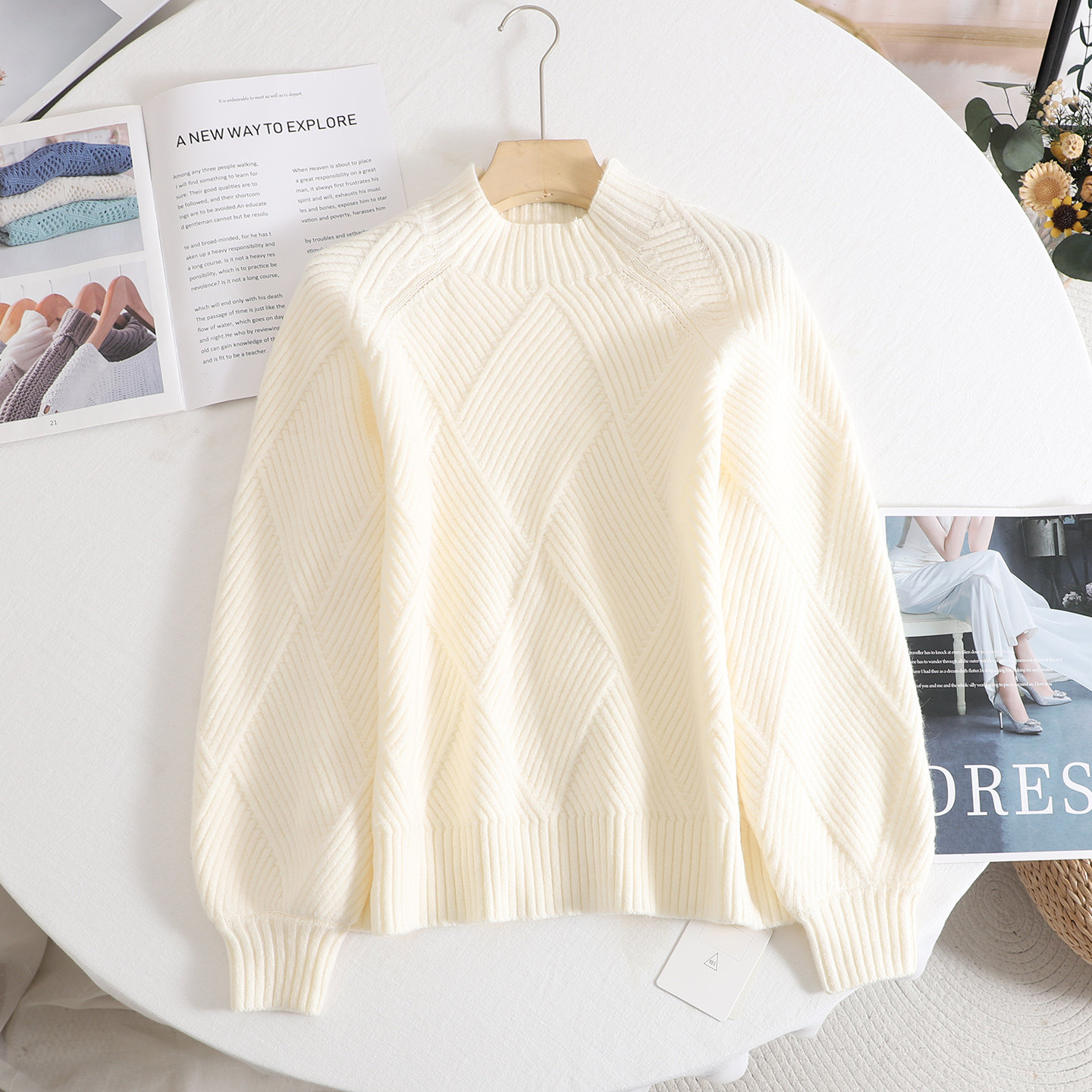 禾の气质百搭半高领白毛衣2025冬季新款加厚保暖高级感针织衫女,女装/女士精品,毛针织衫,淘宝优惠券,粉丝福利购,淘宝优惠卷