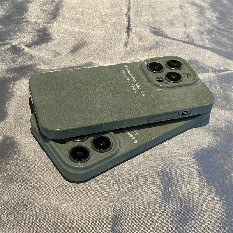 清新绿色适用于苹果15手机壳