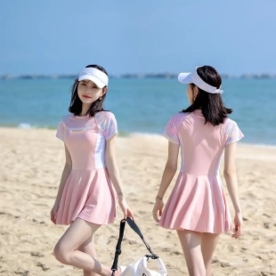 2025新款 女士游泳衣遮肚显瘦保守性感韩国ins仙女范学生连体泳装