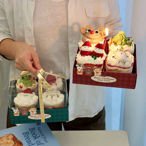 2026圣诞节四拼甜品盒野餐盒蛋糕装饰包装盒烘焙4宫格打包手提盒