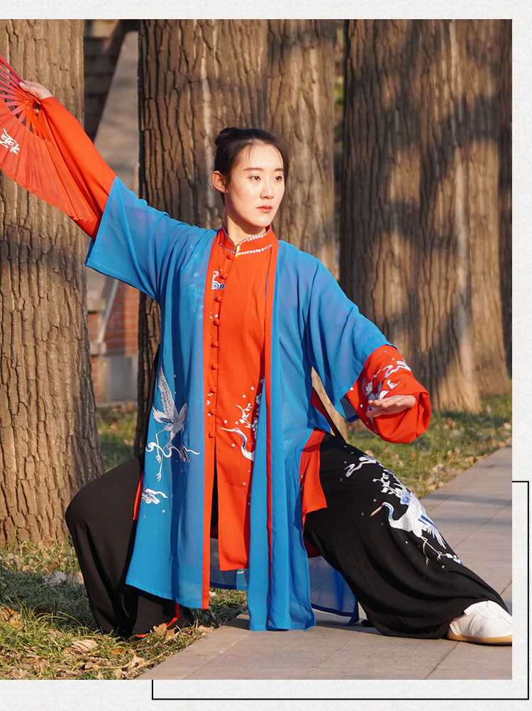 正品马蕾太极春夏款高档太极服女表演服气功服练功服比赛服刺绣云