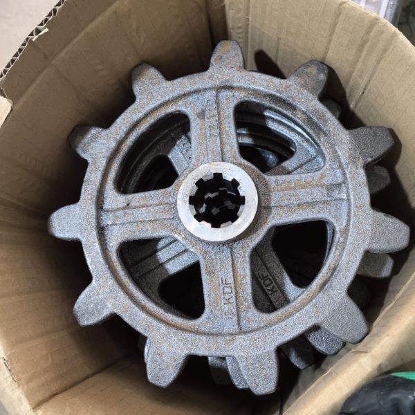 小四轮履带车变速箱驱动轮11齿八键外径260内孔38两边带坛,农机/农具/农膜,农机配件,淘宝优惠券,粉丝福利购,淘宝优惠卷