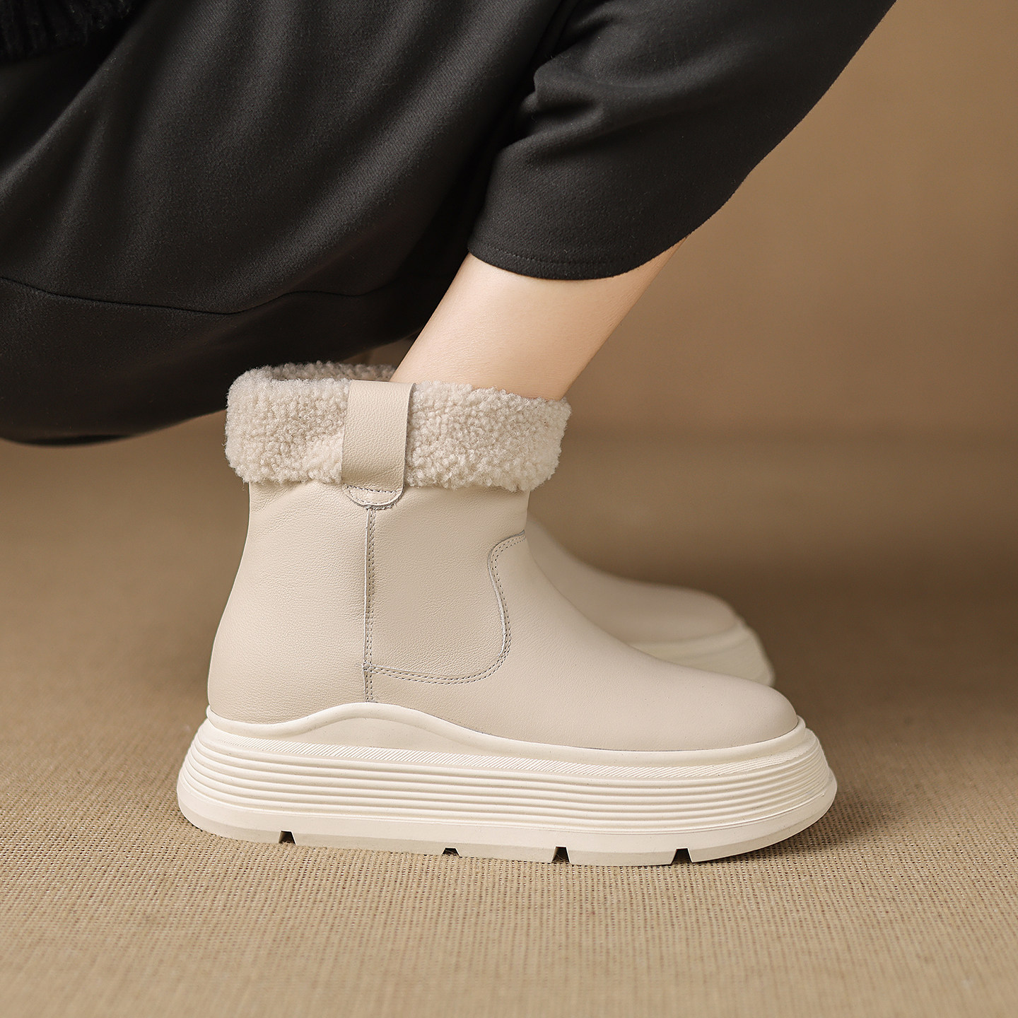 奥卡索女鞋真皮加绒厚底雪地靴女冬季保暖防滑短筒米色棉靴子女,女鞋,时尚雪地靴,淘宝优惠券,粉丝福利购,淘宝优惠卷