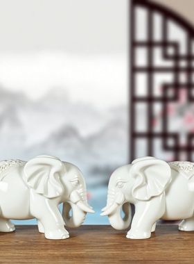 白色实木雕刻实木福财大象摆件吸水象工艺品办公家居客厅开业送礼