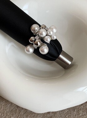 设计感大小珍珠花朵戒指女复古轻奢个性时尚潮流百搭爆米花食指戒