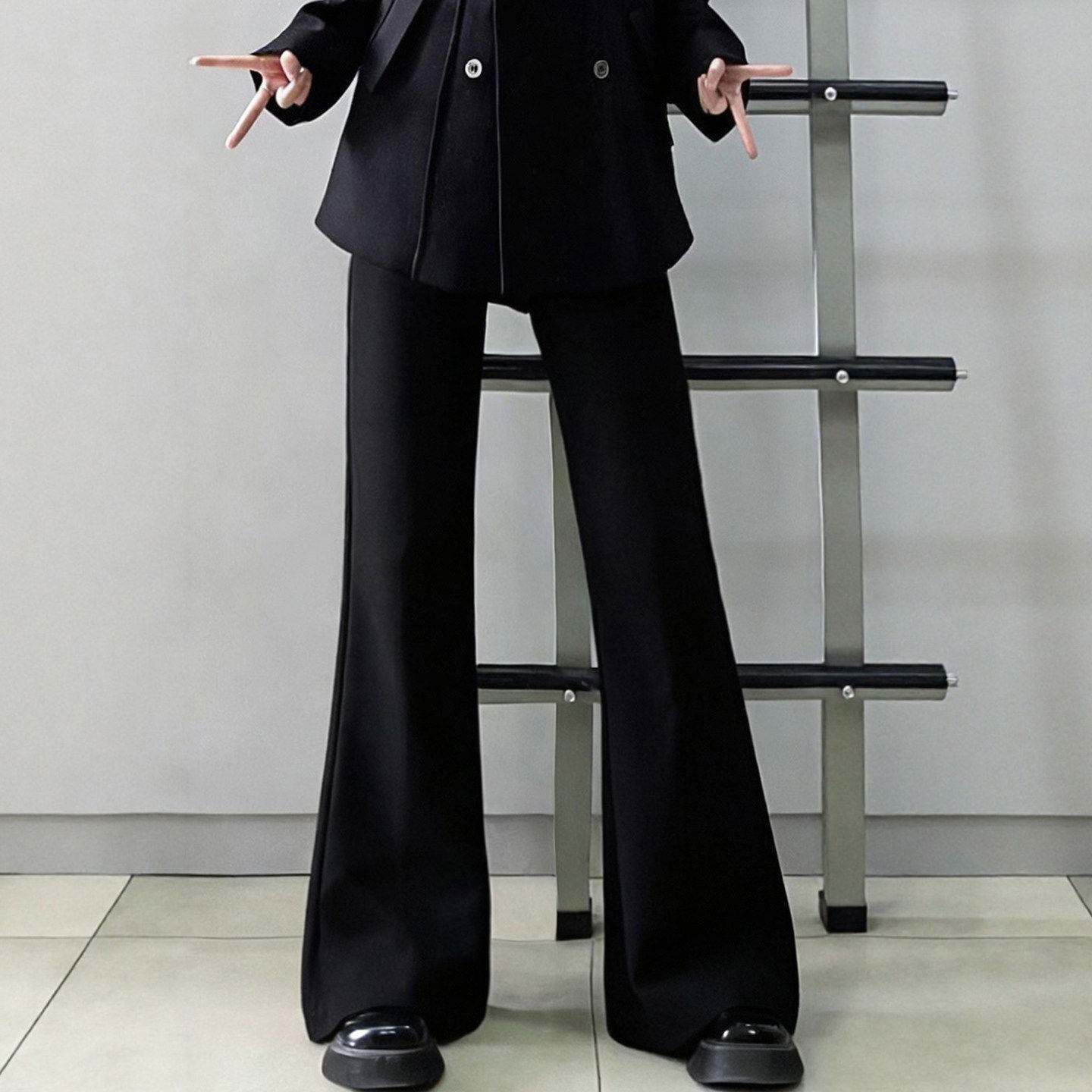 黑色微叭裤子冬季加绒大码梨形垂胖mm显瘦女感休闲小个子西喇装裤