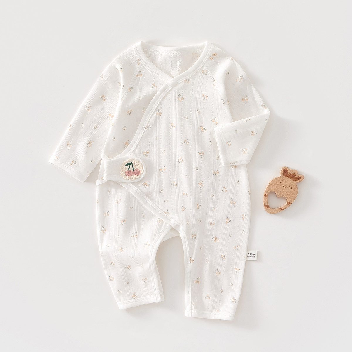 纯棉A类，夏季薄款婴儿衣服图片