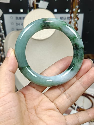 4208-S52+圈口翡翠A货手镯，52.1×12.1×11.3