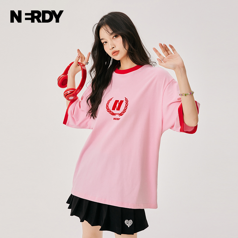 NERDY2023年夏季新款韩国潮牌徽章形logo印花短袖宽松休闲情侣T恤