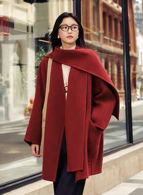 EP雅莹高端系列 阿里羊绒酒红色戴帽围巾领大衣 2025新款8208B
