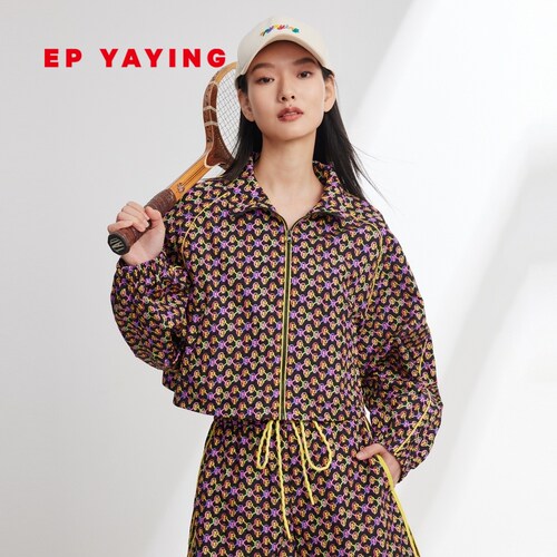 截短运动外套撞色时尚立领雅莹