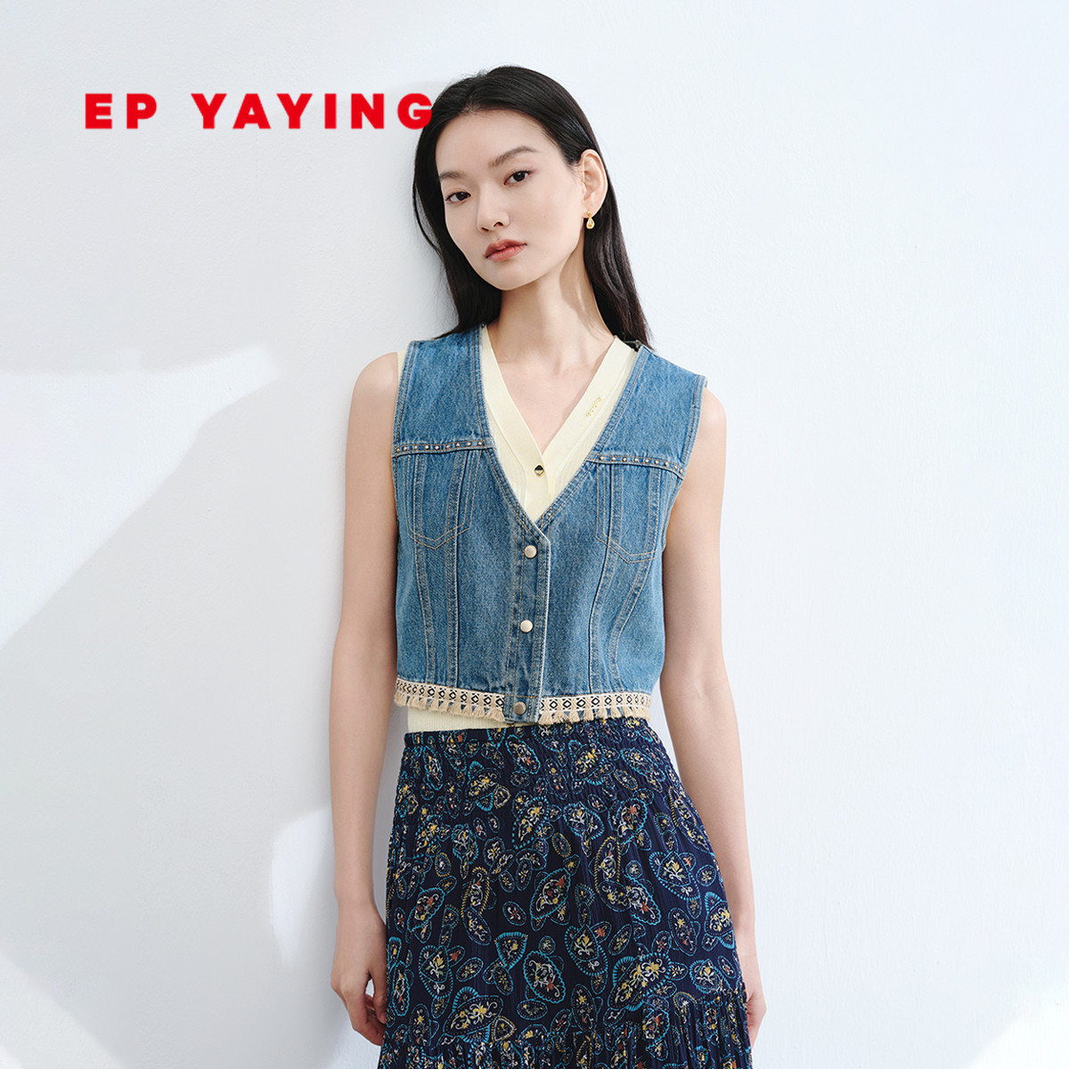 EP雅莹女装 长绒棉短款v领牛仔马甲叠穿上衣 商场同款 J002A