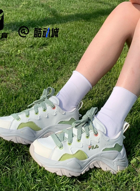 FILA斐乐 鱼刺鞋白绿女子轻便透气运动休闲鞋帆布鞋F12W321304FVE