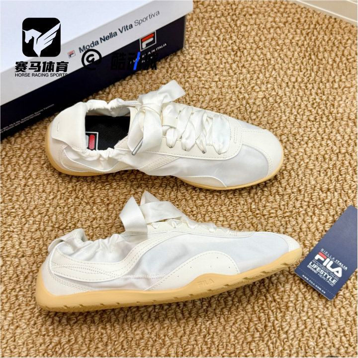斐乐薄巧鞋白色经典复古芭蕾鞋