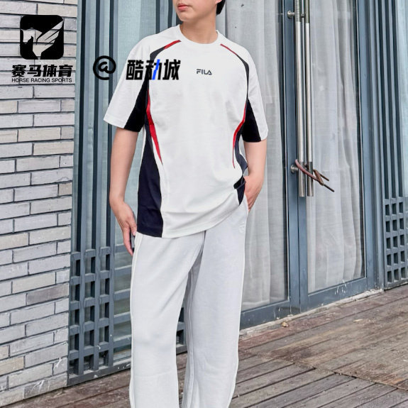 斐乐男子舒适百搭宽松短袖T恤